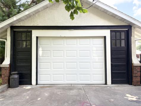 288 W Hilton Street Marengo IA 52301
