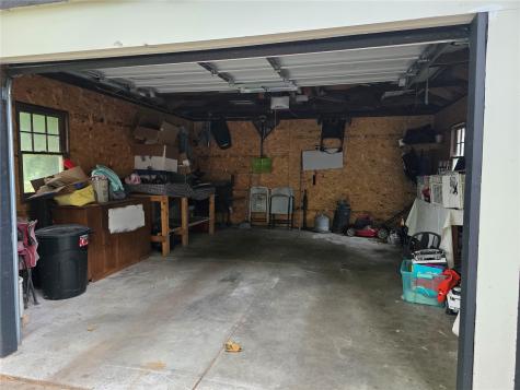 288 W Hilton Street Marengo IA 52301