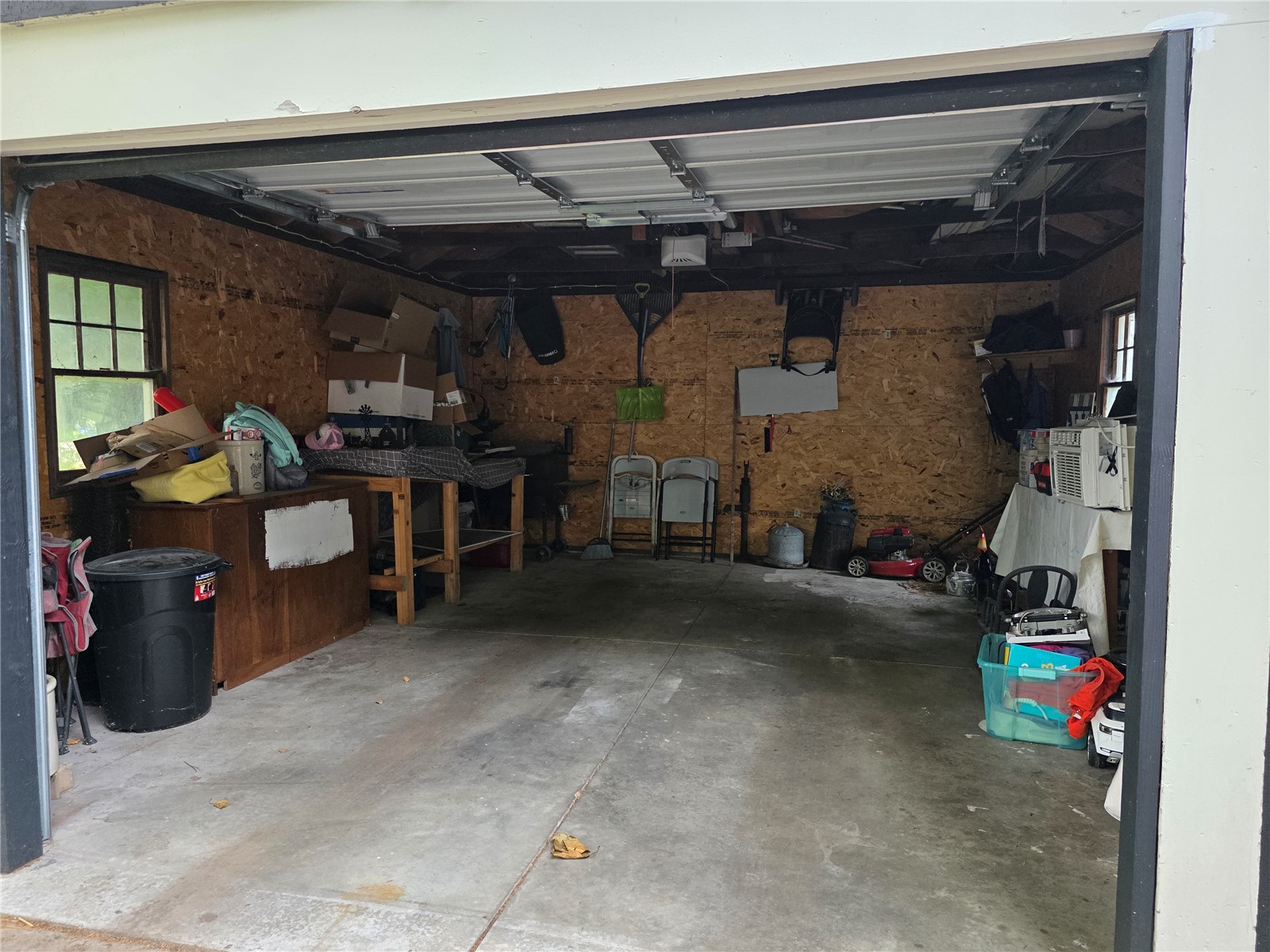 288 W Hilton Street Marengo IA 52301