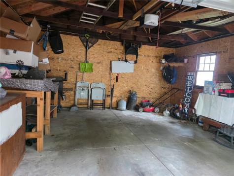 288 W Hilton Street Marengo IA 52301