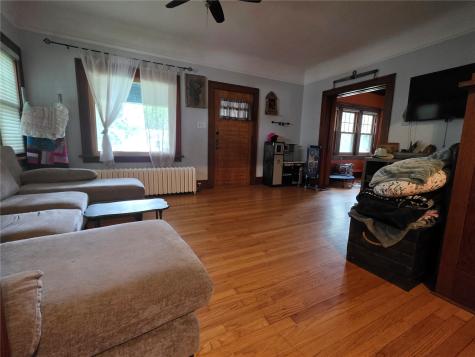 288 W Hilton Street Marengo IA 52301