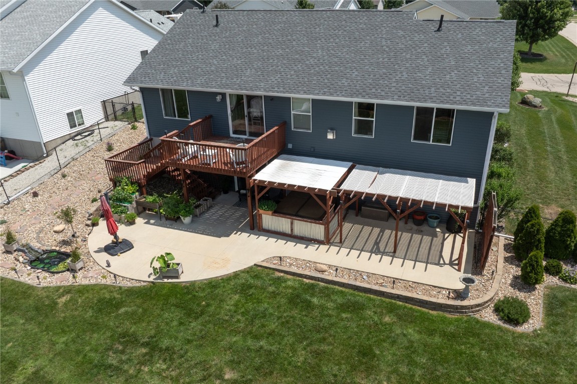 609 Endeavor Urbana IA 52345