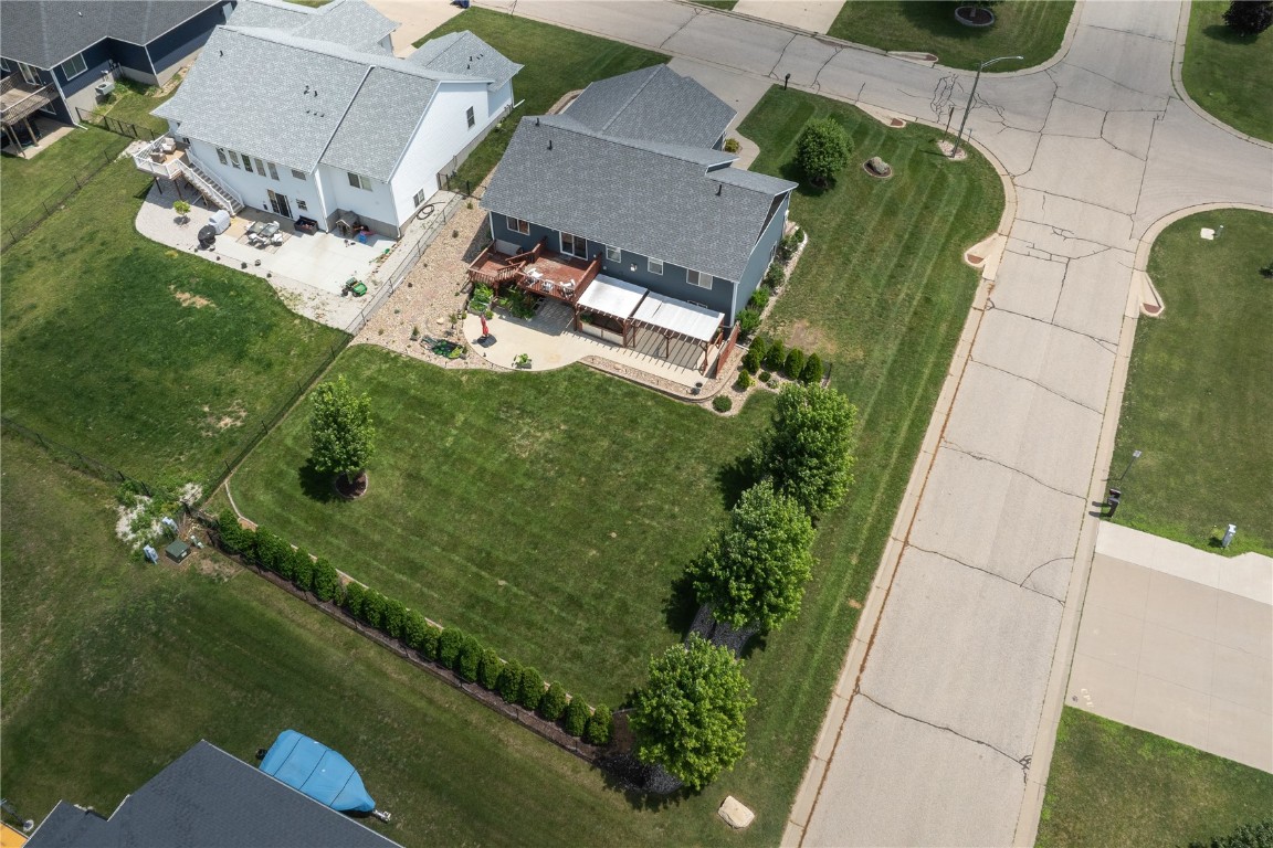 609 Endeavor Urbana IA 52345