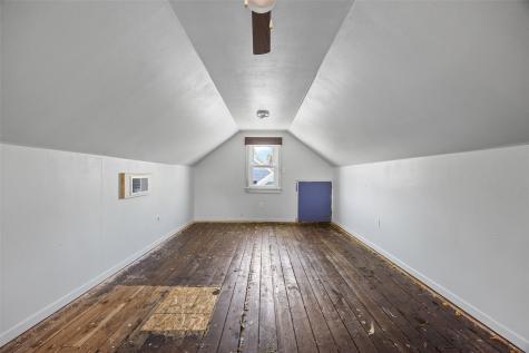 1050 27th Street NE Cedar Rapids IA 52402