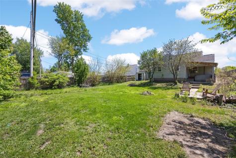 1050 27th Street NE Cedar Rapids IA 52402