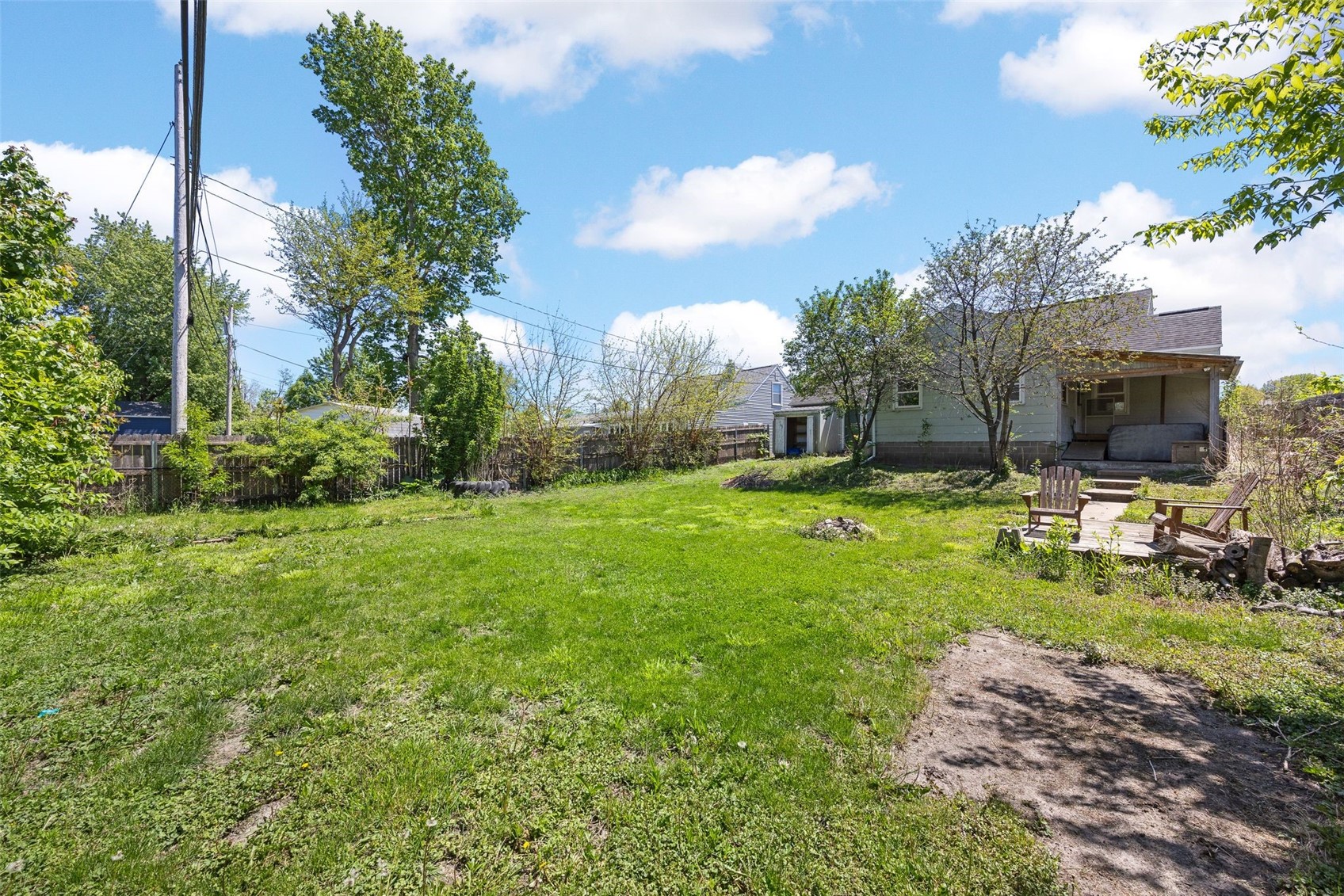 1050 27th Street NE Cedar Rapids IA 52402