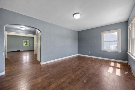1050 27th Street NE Cedar Rapids IA 52402