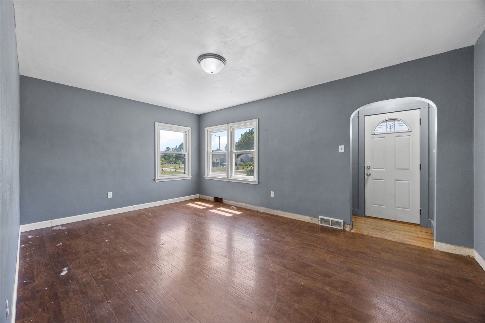 1050 27th Street NE Cedar Rapids IA 52402