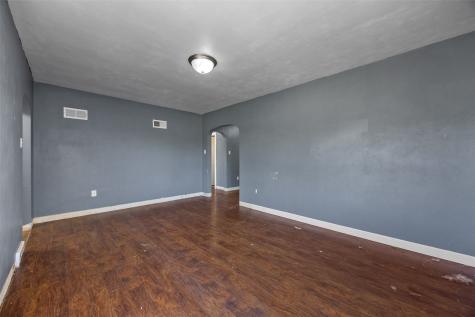 1050 27th Street NE Cedar Rapids IA 52402