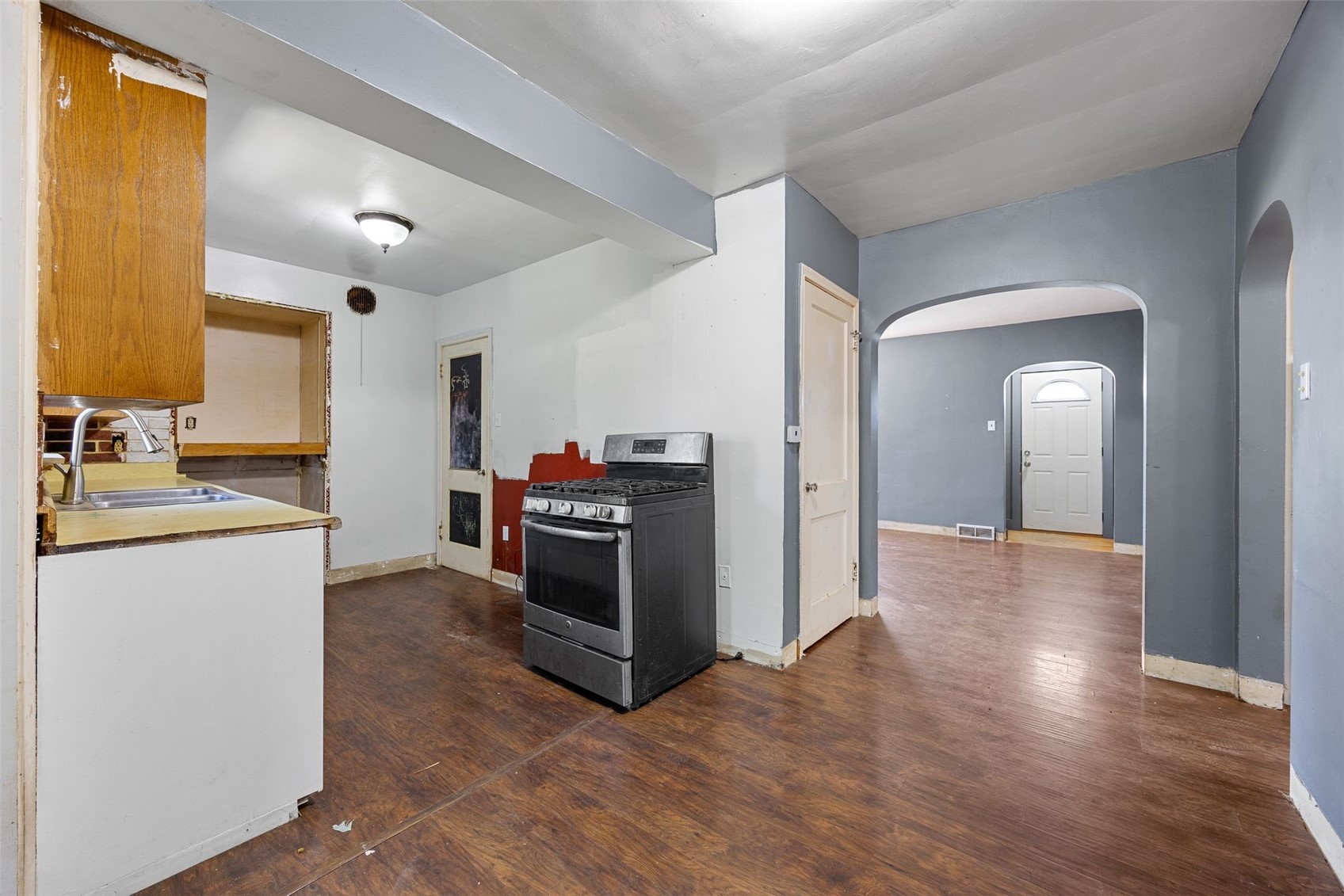 1050 27th Street NE Cedar Rapids IA 52402