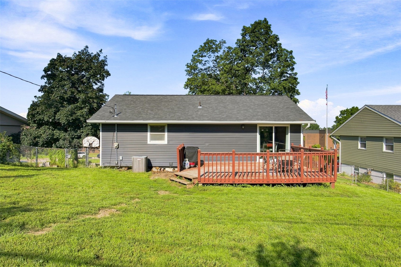 4416 Wenig Road NE Cedar Rapids IA 52402
