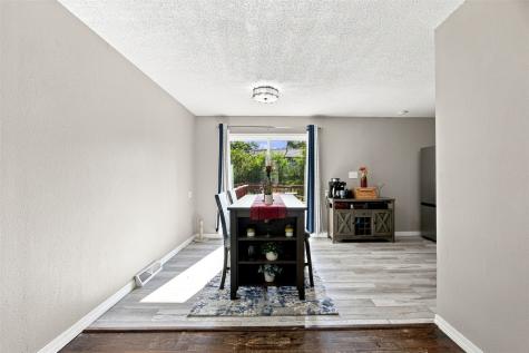 4416 Wenig Road NE Cedar Rapids IA 52402