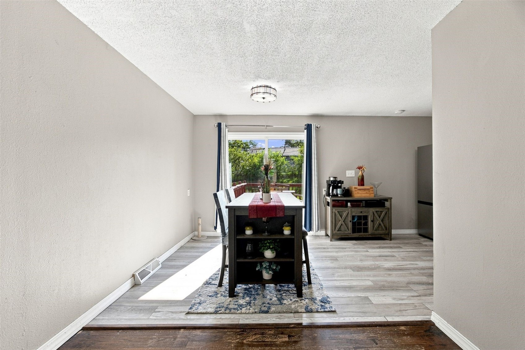 4416 Wenig Road NE Cedar Rapids IA 52402