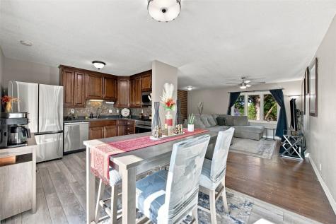 4416 Wenig Road NE Cedar Rapids IA 52402