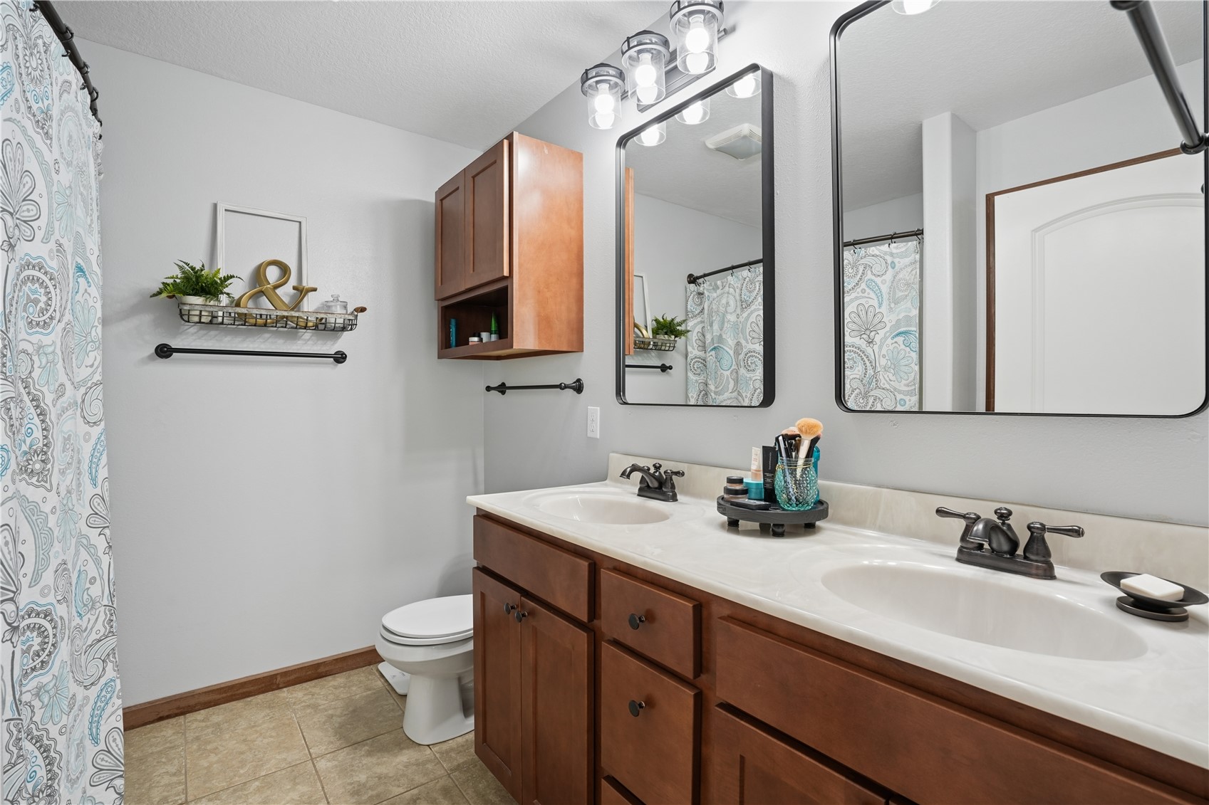 5027 Cotton Court SW Cedar Rapids IA 52404