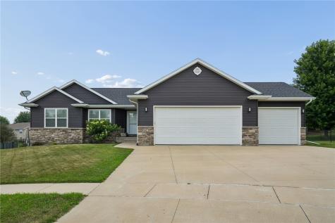 5027 Cotton Court SW Cedar Rapids IA 52404