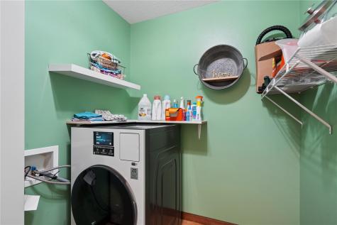 5027 Cotton Court SW Cedar Rapids IA 52404