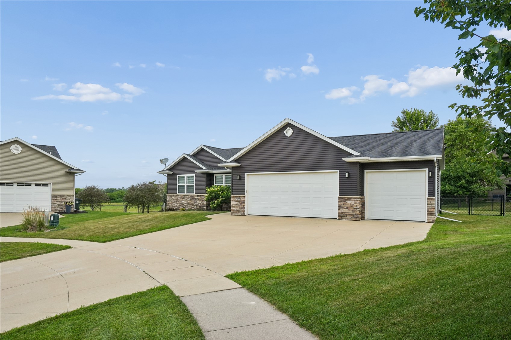 5027 Cotton Court SW Cedar Rapids IA 52404