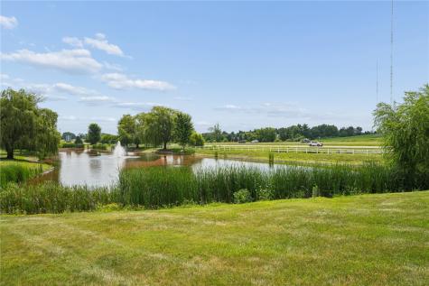 5027 Cotton Court SW Cedar Rapids IA 52404
