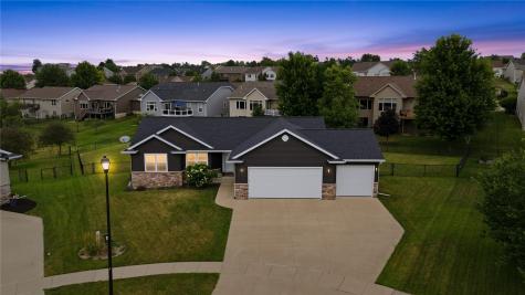 5027 Cotton Court SW Cedar Rapids IA 52404