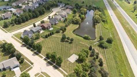 5027 Cotton Court SW Cedar Rapids IA 52404