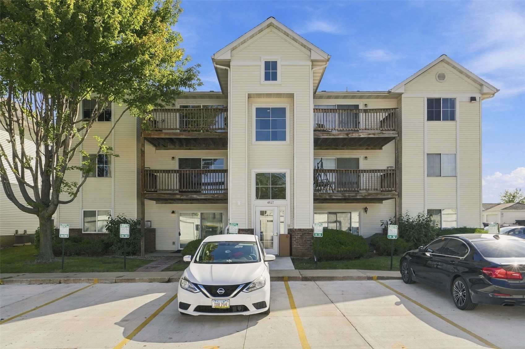 4627 1st Avenue SW Cedar Rapids IA 52405
