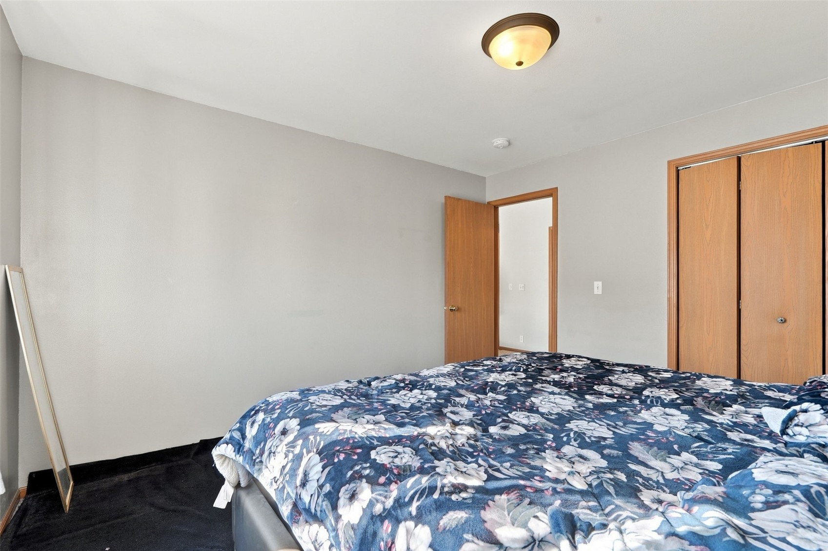 4627 1st Avenue SW Cedar Rapids IA 52405