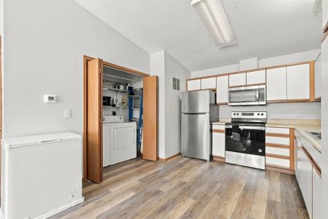 4627 1st Avenue SW Cedar Rapids IA 52405