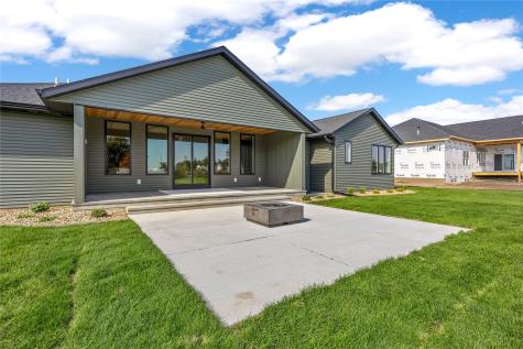 5557 Silver Rock Drive Marion IA 52302