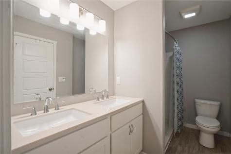 4833 Dostal Court SW Cedar Rapids IA 52404