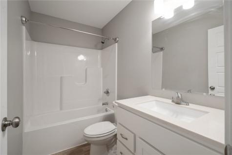 4833 Dostal Court SW Cedar Rapids IA 52404