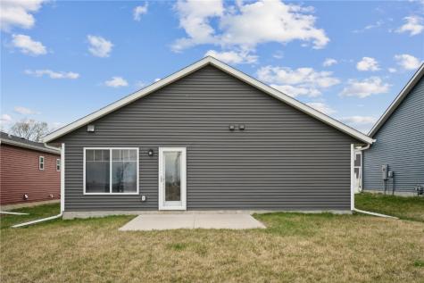4833 Dostal Court SW Cedar Rapids IA 52404