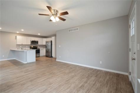 4833 Dostal Court SW Cedar Rapids IA 52404