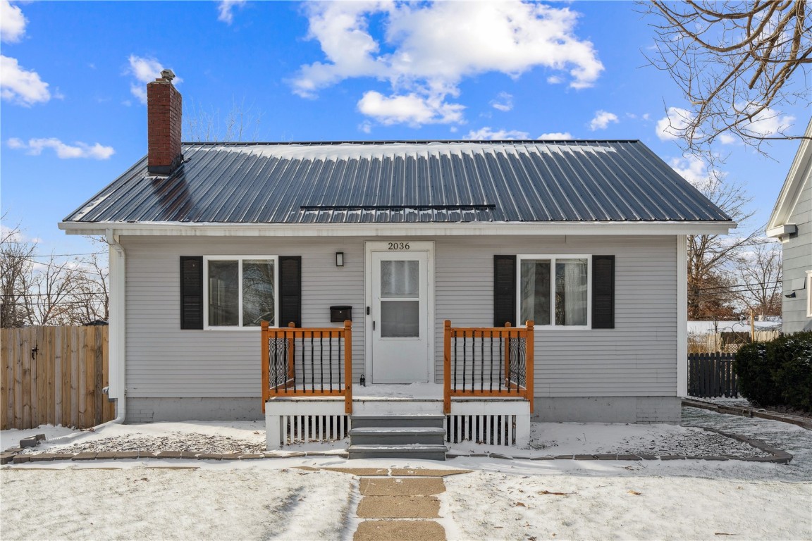 Cedar Rapids IA, 2036 Linn Boulevard