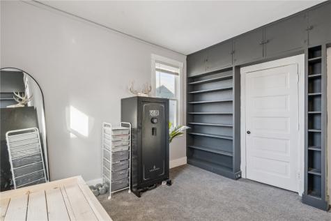 2036 Linn Boulevard Cedar Rapids IA 52403