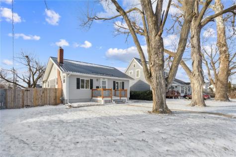 2036 Linn Boulevard Cedar Rapids IA 52403