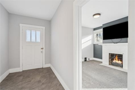 2036 Linn Boulevard Cedar Rapids IA 52403