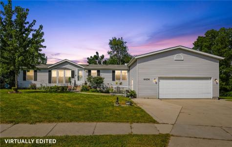 4434 Megan Court Cedar Rapids IA 52405