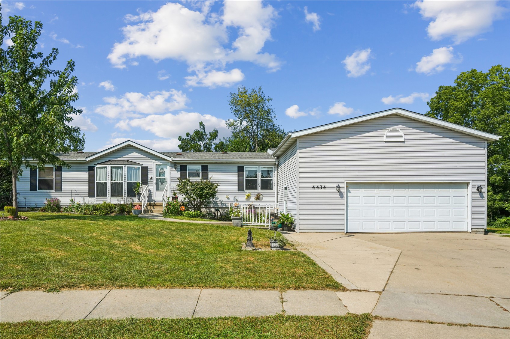 4434 Megan Court Cedar Rapids IA 52405