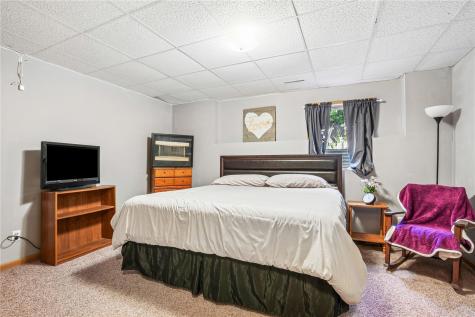 4434 Megan Court Cedar Rapids IA 52405