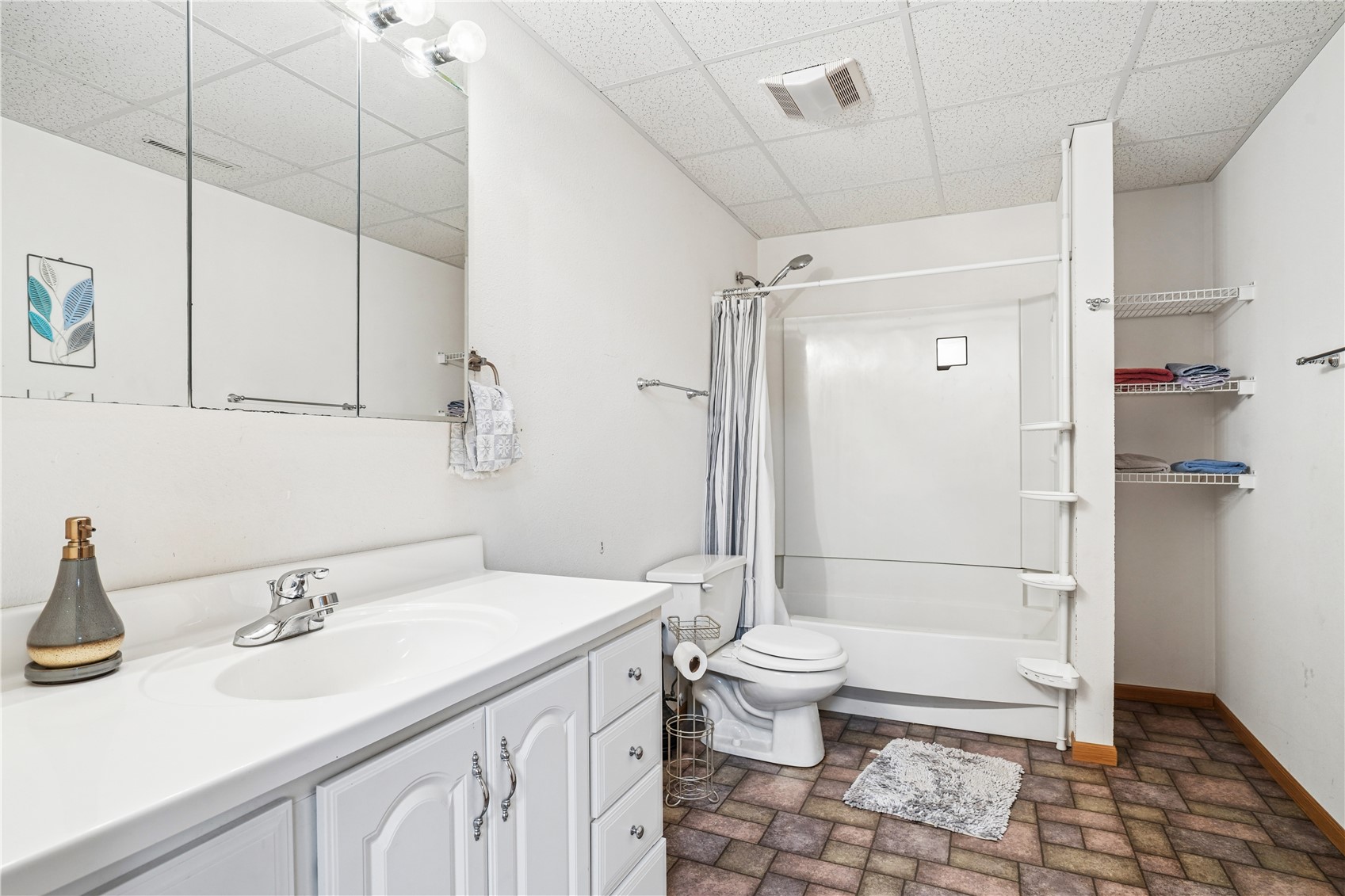 4434 Megan Court Cedar Rapids IA 52405