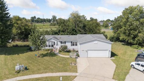 4434 Megan Court Cedar Rapids IA 52405