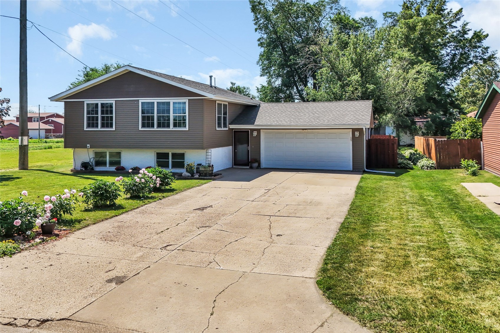 731 Main Street Fairfax IA 52228
