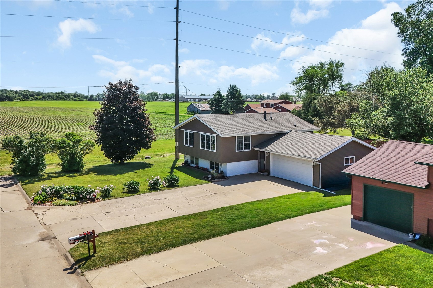 731 Main Street Fairfax IA 52228