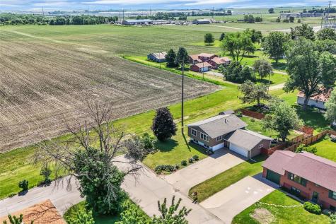731 Main Street Fairfax IA 52228