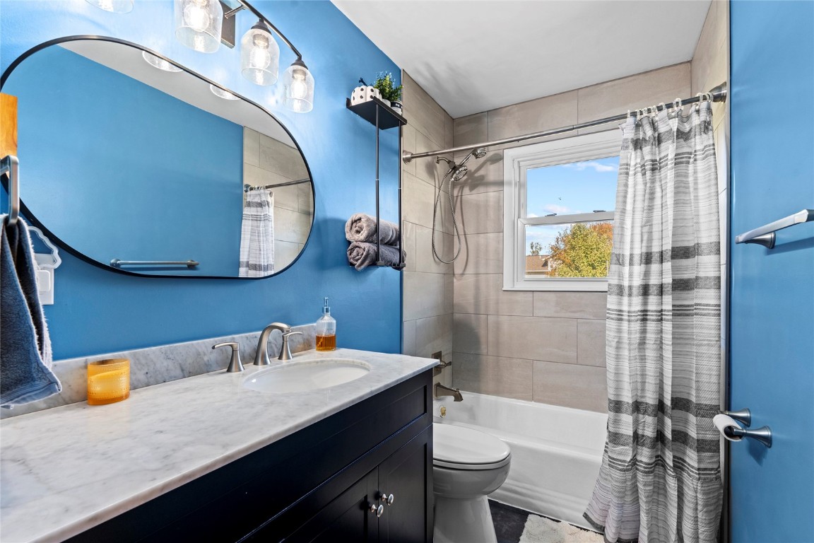 1134 Center Street NE Cedar Rapids IA 52402