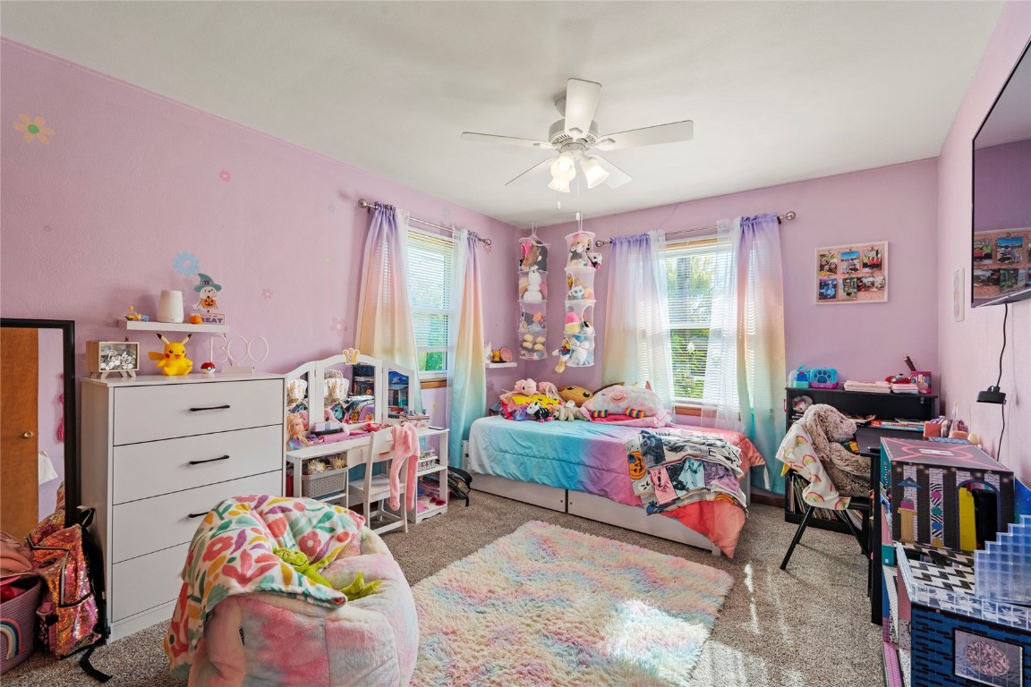 1134 Center Street NE Cedar Rapids IA 52402