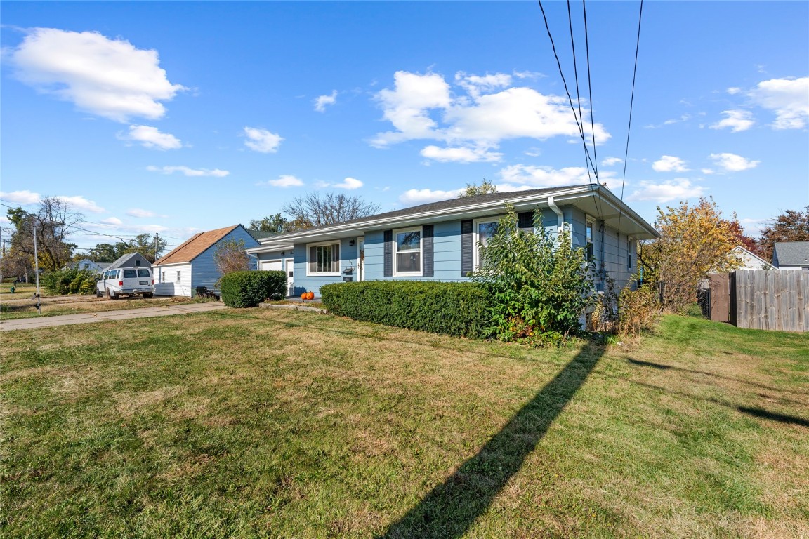 1134 Center Street NE Cedar Rapids IA 52402
