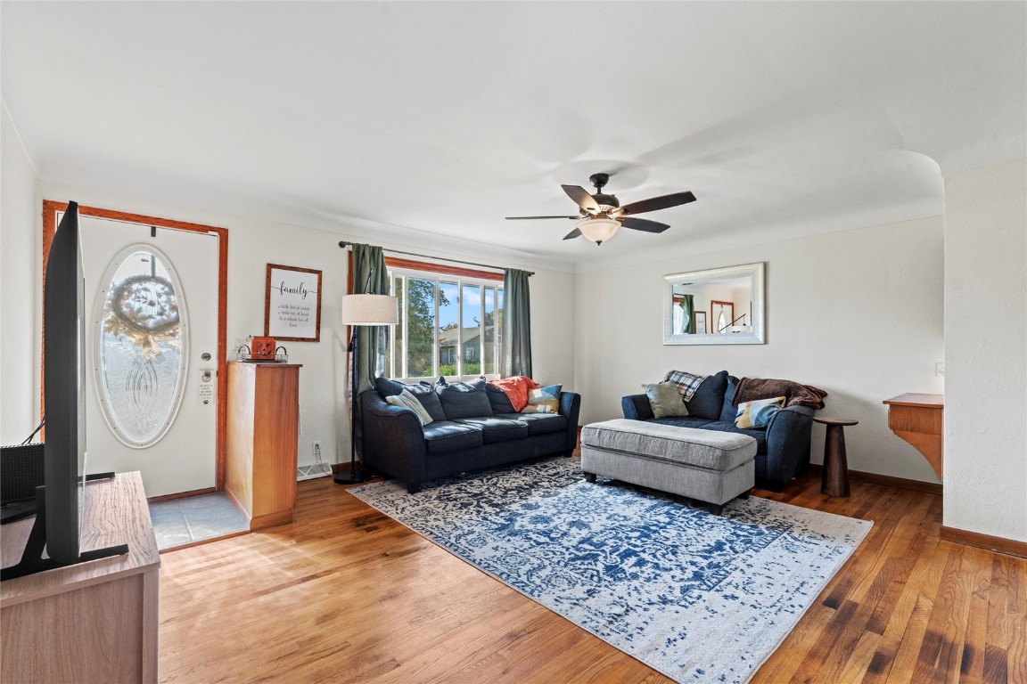 1134 Center Street NE Cedar Rapids IA 52402