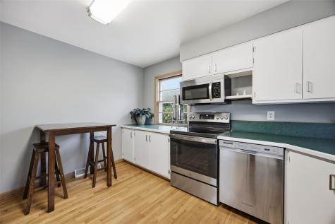5411 Alburnett Road Marion IA 52302